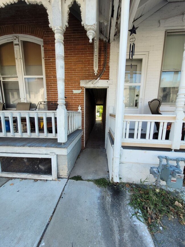 Building Photo - 223 Main Street