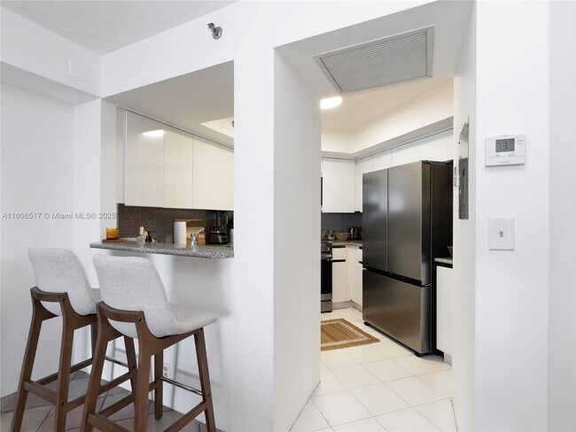 Building Photo - 6767 Collins Ave