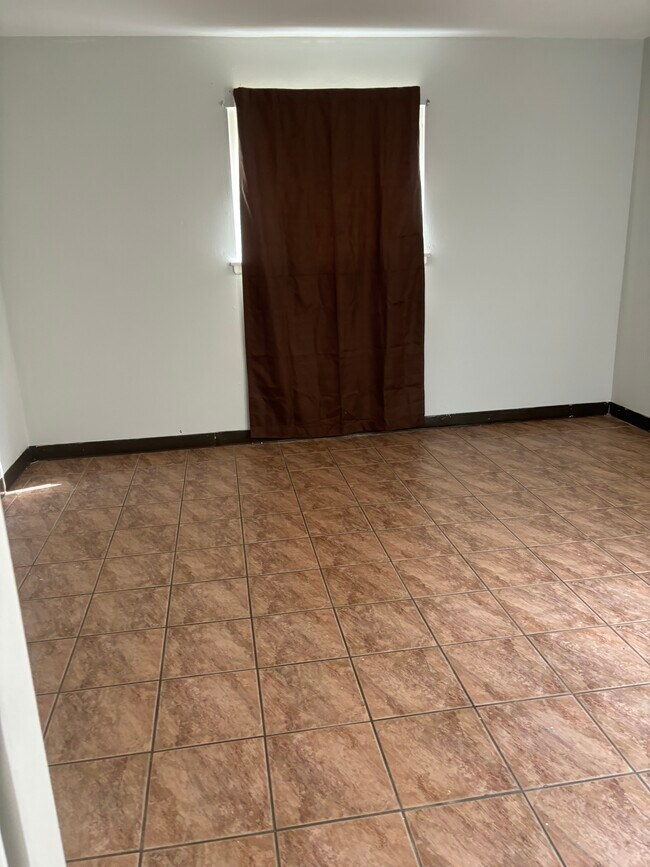 Building Photo - 249 Arlene St