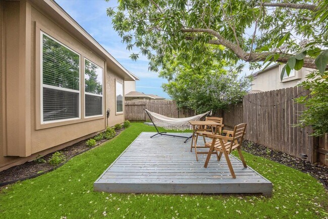 Building Photo - 5412 Gooding Dr