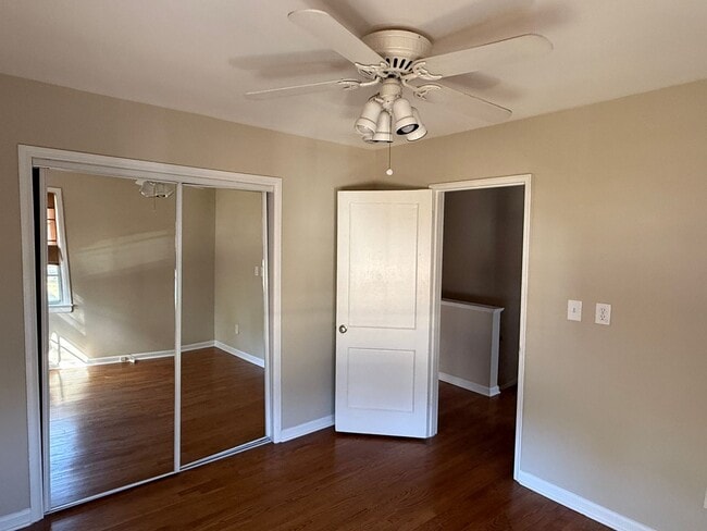 Building Photo - 524 Wakefield Dr