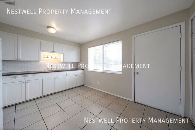 Building Photo - 356 S 1200 E
