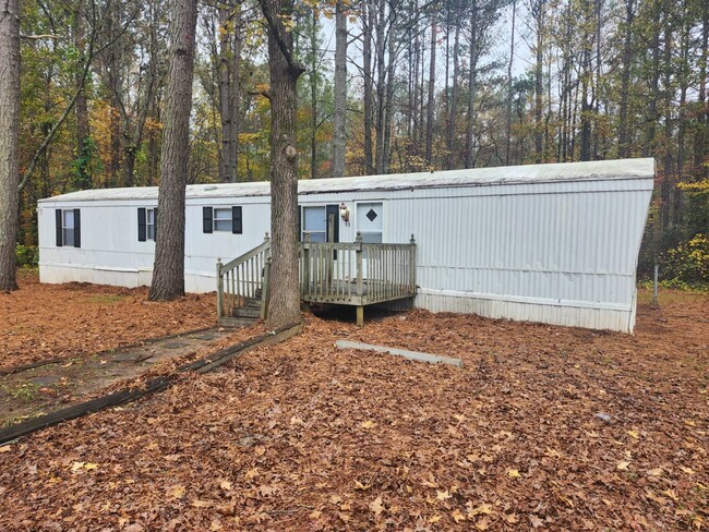 Primary Photo - 53 Dogwood Dr
