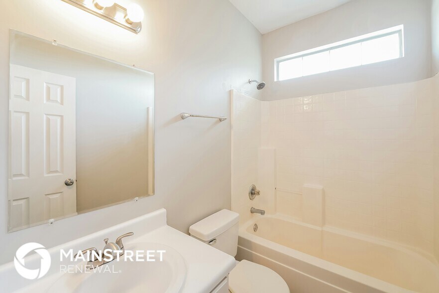 Building Photo - 1309 Riverford Cir