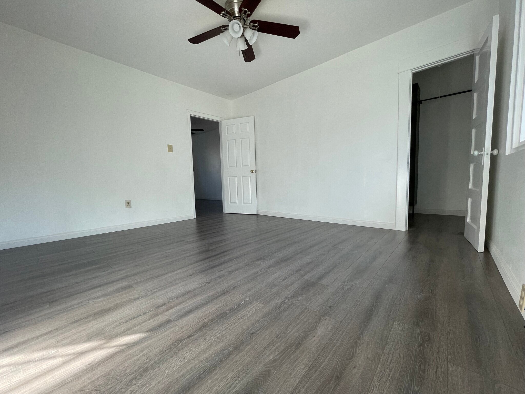 Building Photo - 3831 Drysdale Ave