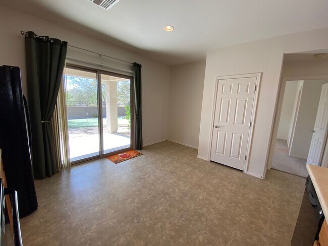 Building Photo - Anthem home coming soon!