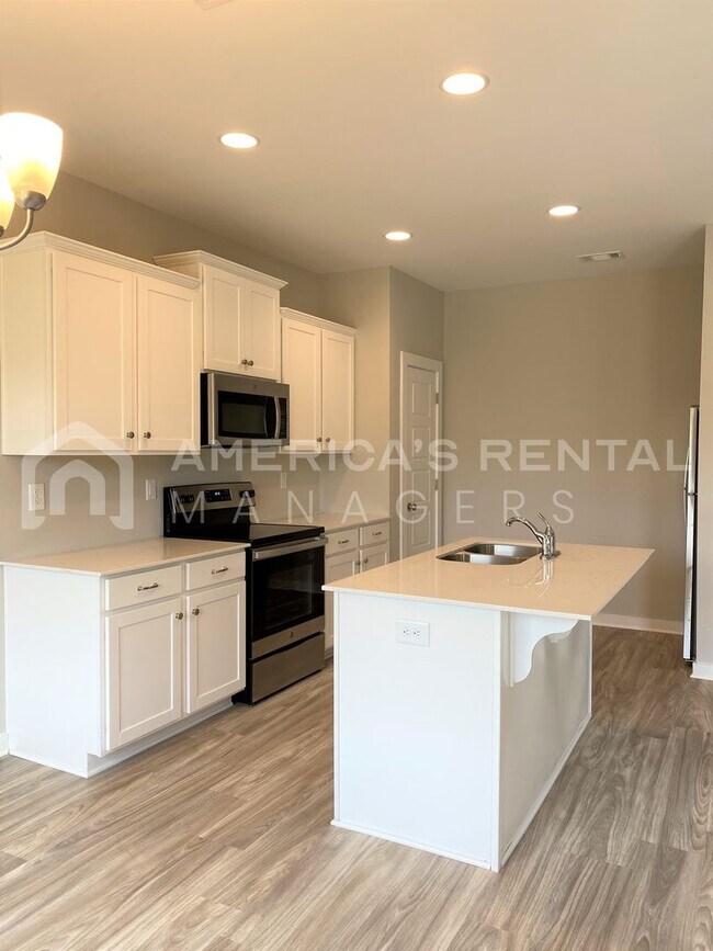 Building Photo - Home for Rent in Tuscaloosa, AL!!! COMING SOON. DEPOSIT PENDING!