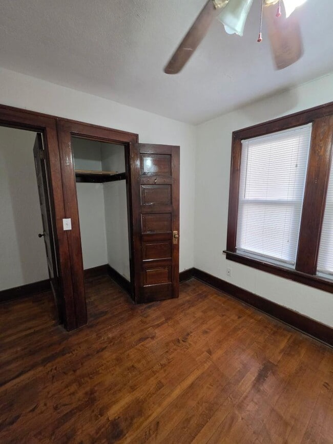 Building Photo - 130 N Baird Ave