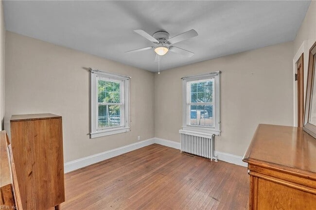 Building Photo - 1345 E Norcova Dr