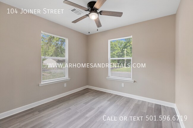 Building Photo - 104 Joiner Ave