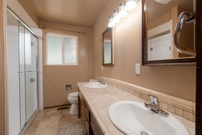 Building Photo - 17656 SE 267th Pl