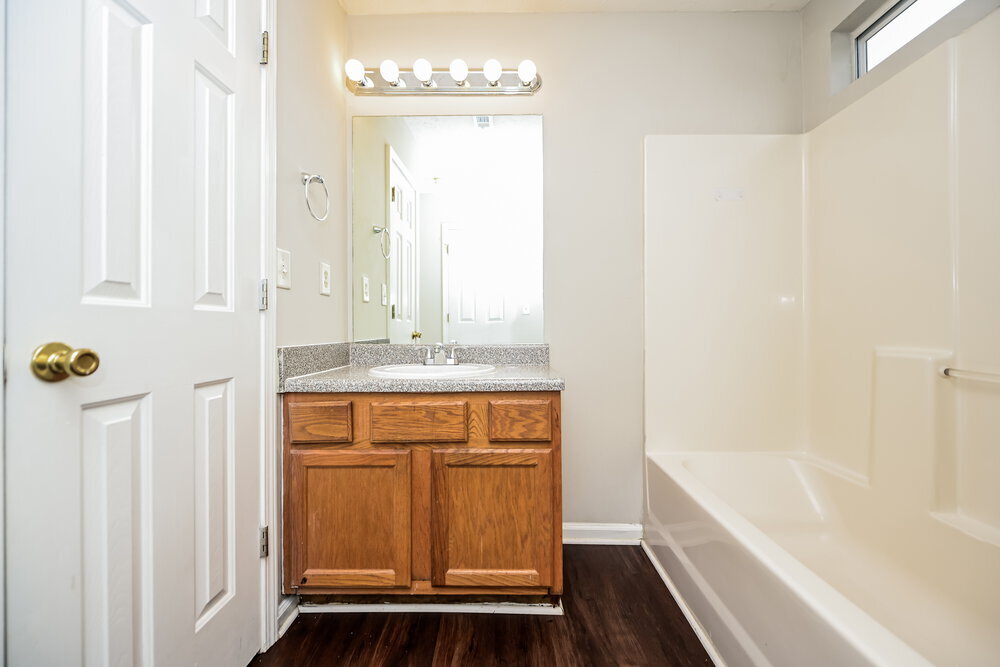 Building Photo - 6075 Flagstaf Walk