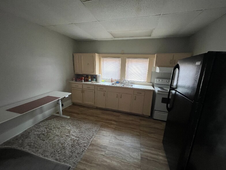 Building Photo - 501 Pratt St