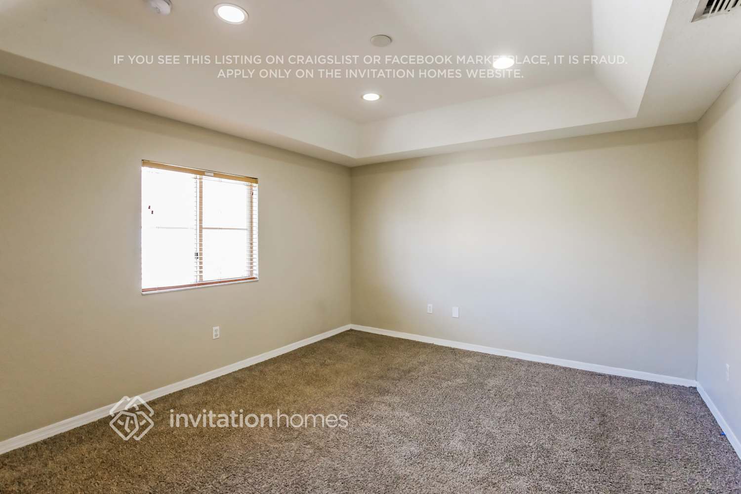 Building Photo - 8910 SW 220th Ln