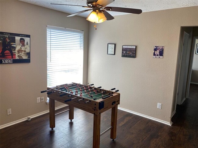 Building Photo - 1427 Bugle Run Dr