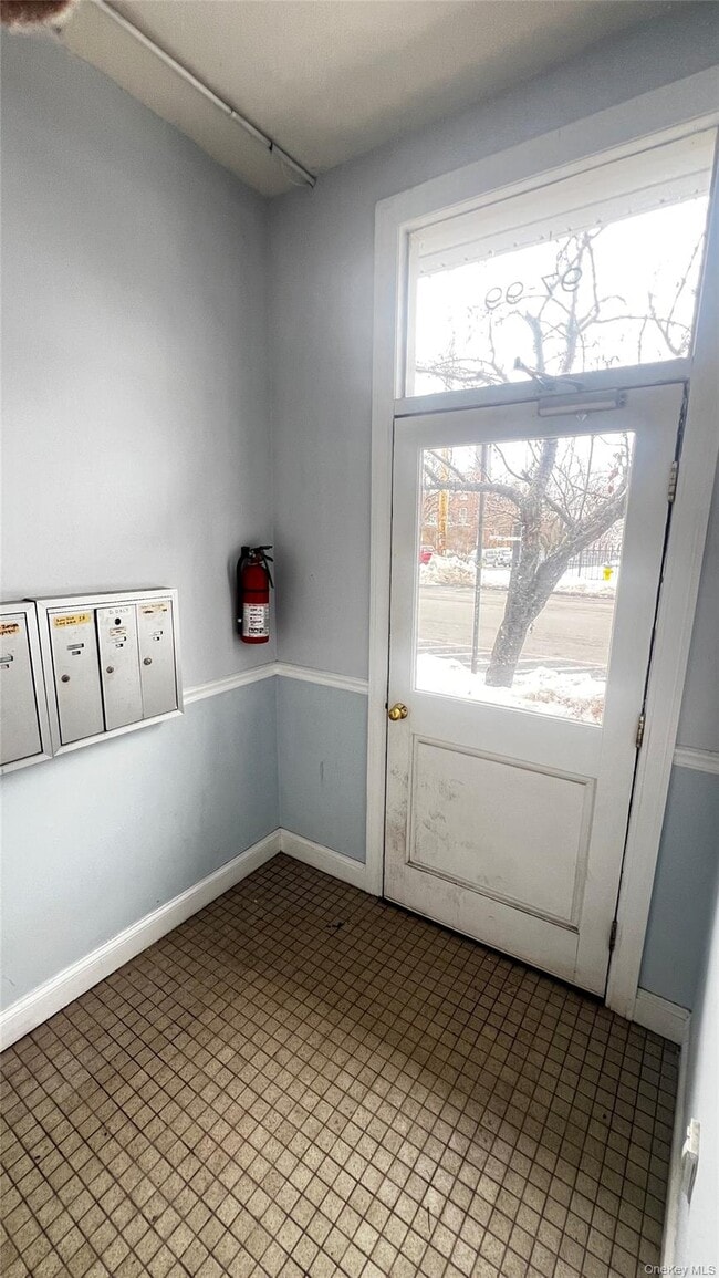 Building Photo - 97 Liberty St