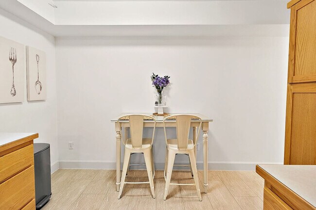 Building Photo - 2809 N Starr St