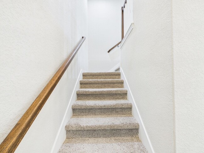 Building Photo - Beautiful Bar W Ranch Home – Hill Country Charm with Modern Comforts