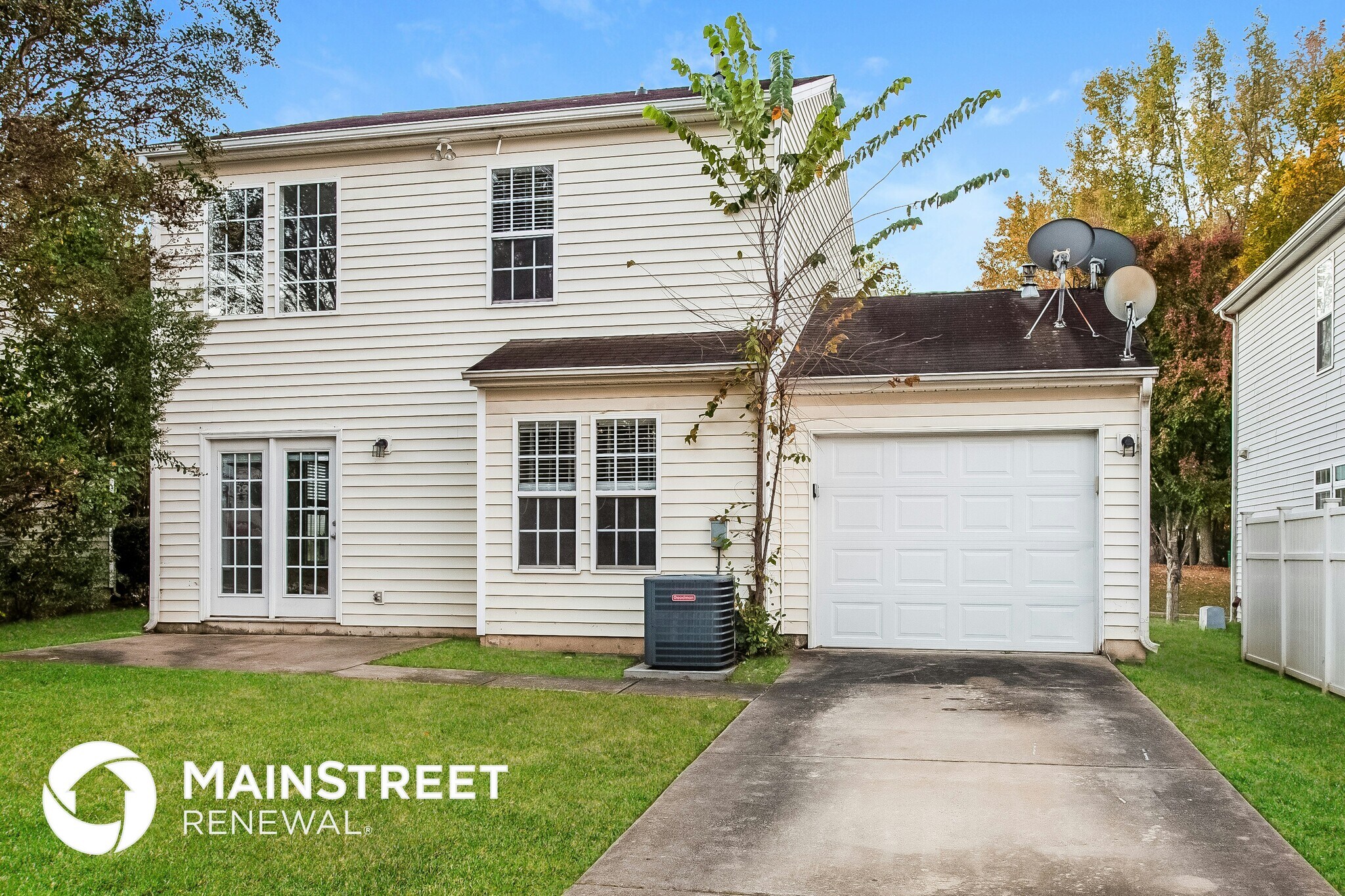 Building Photo - 8930 1st Run Ct