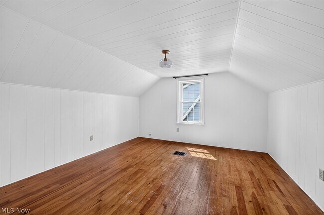 Building Photo - 19337 Telbir Ave