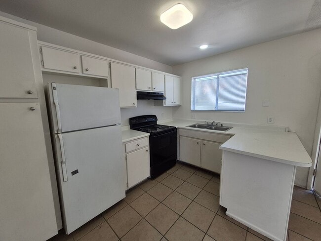 Building Photo - Pepperwood