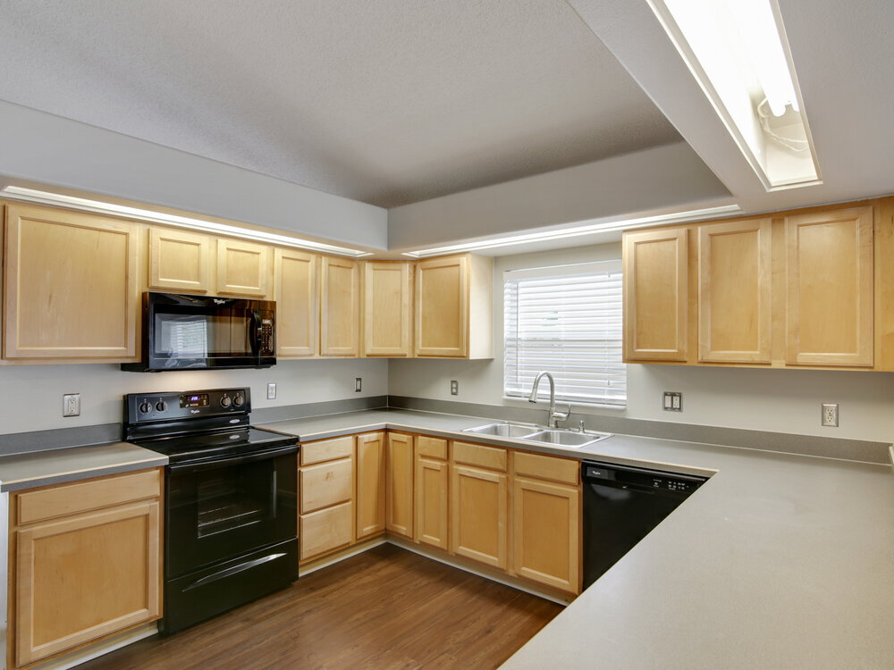 Building Photo - 16329 Coopers Hawk Ave