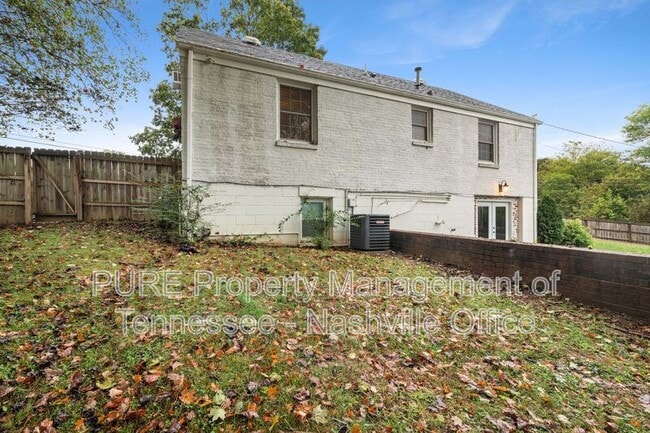 Building Photo - 2501 Carter Ave