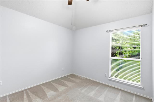 Building Photo - 6803 Woodcrest Ln