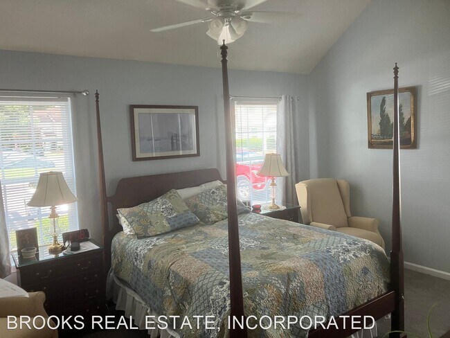 Building Photo - 3 br, 2.5 bath House - 1301 Bridge Crossing