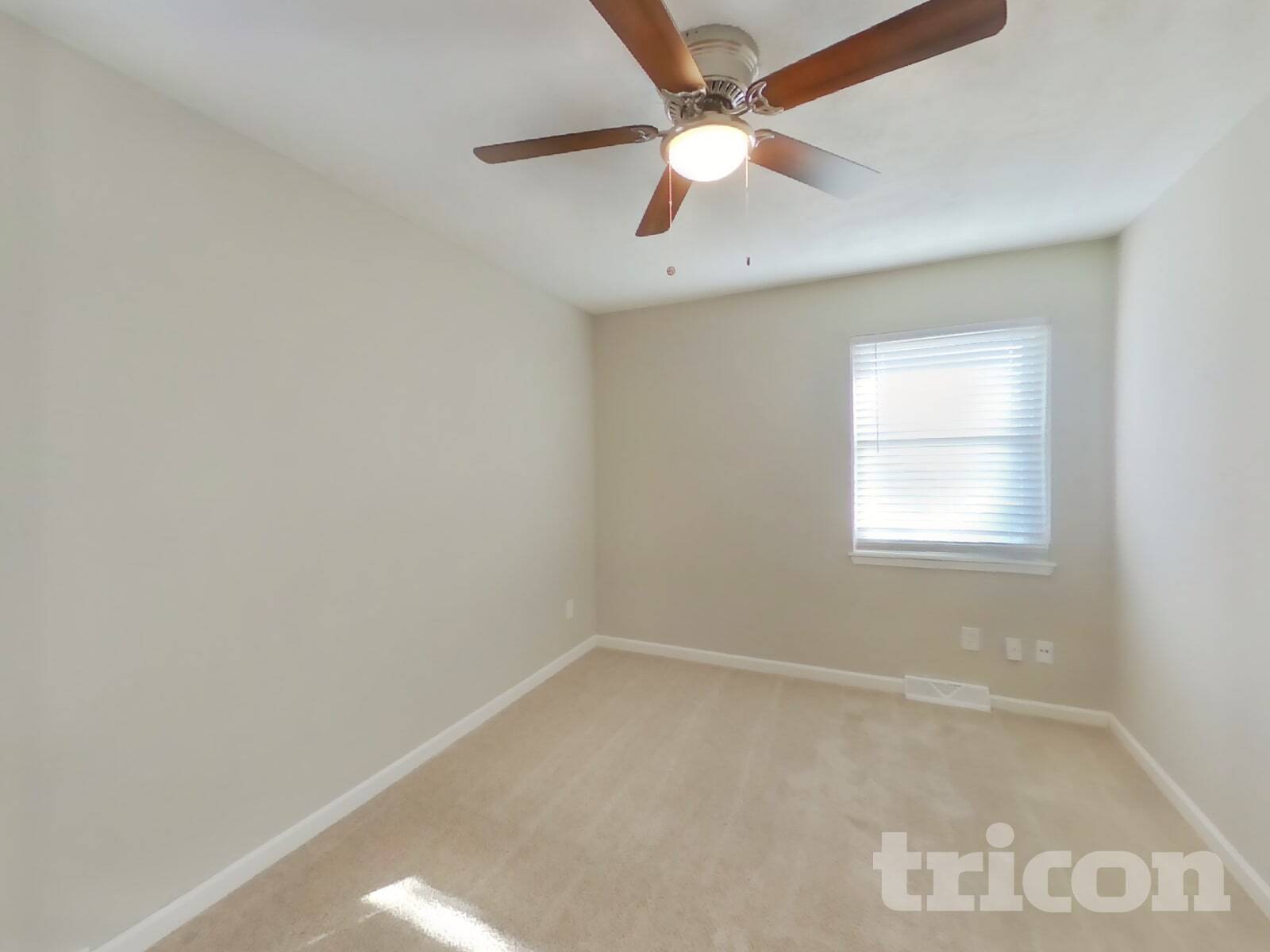 Building Photo - 1116 NE 10 St