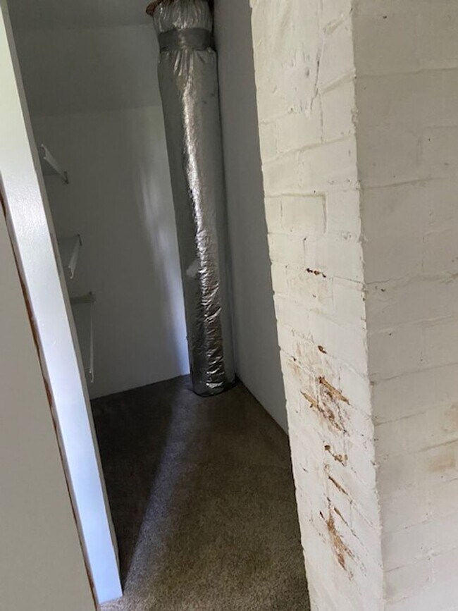 Building Photo - Beautiful 3brm, 2bath Home in Heart of Burns!!