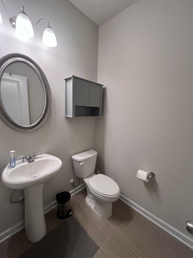 Building Photo - Nice home in Atlanta Area