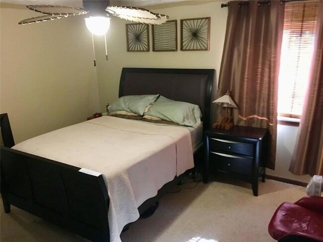 Building Photo - 1356 Bridgeson Ct