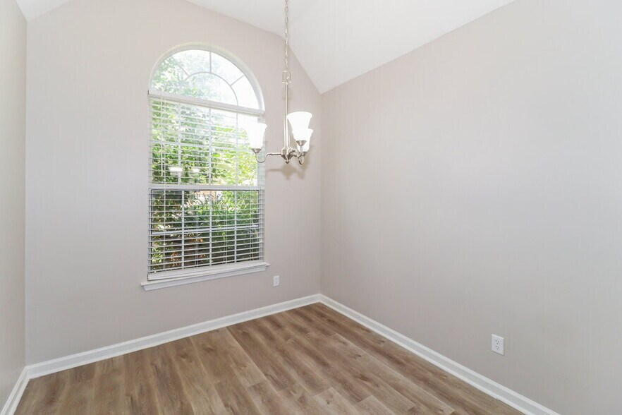 Building Photo - 4930 Indian Walk Ln