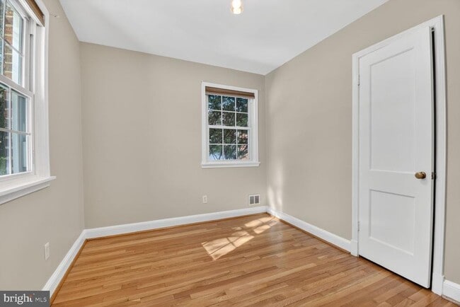 Building Photo - 4411 Edgefield Rd