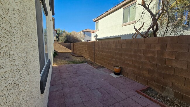 Building Photo - 3 BEDROOM HOME IN SOUTHERN HIGHLANDS!