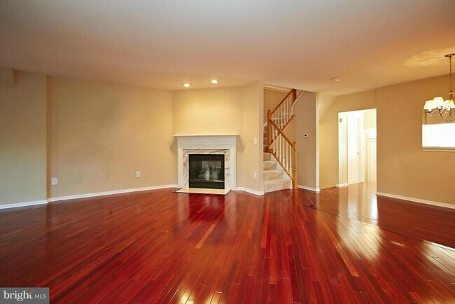Building Photo - 1426 Park Garden Ln