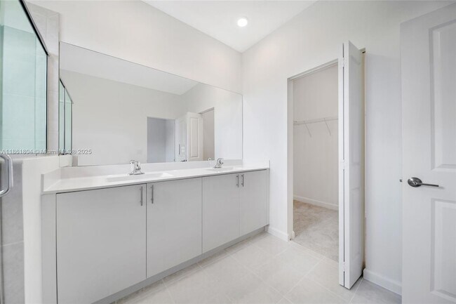 Building Photo - 28871 SW 162nd Ct
