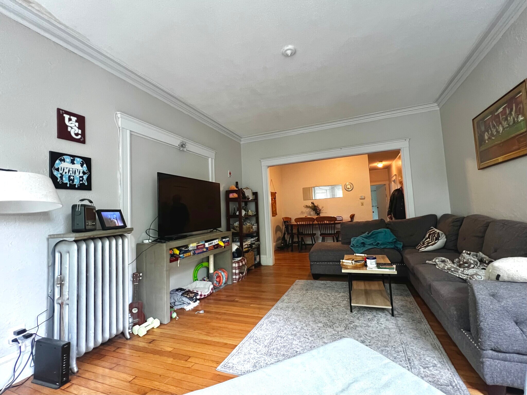 Building Photo - 164 Thorndike St