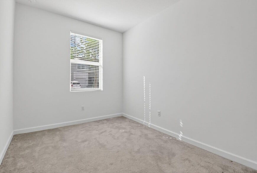 Building Photo - 4645 Meyerson Pl