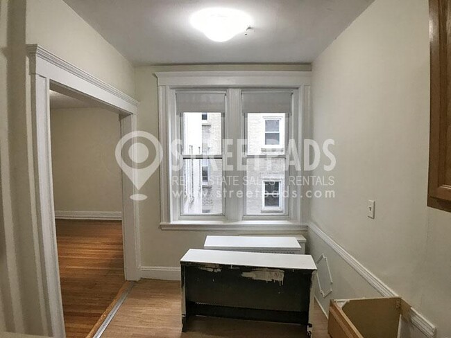 Building Photo - 1 bedroom in Boston MA 02215