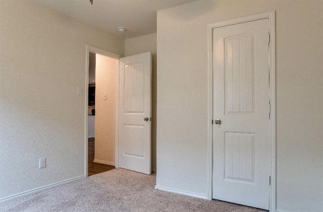 Building Photo - 5324 Vinebrook Wy