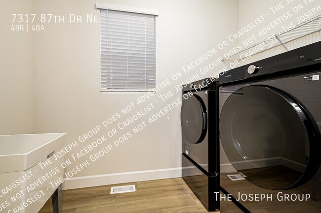 Building Photo - 7317 87th Dr NE