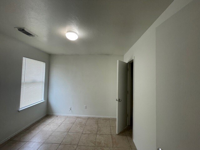 Building Photo - 17407 Wigeon Way Dr