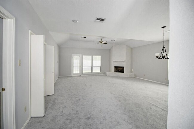 Building Photo - 3323 Village Falls Ct