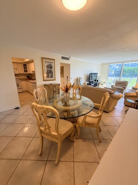 Building Photo - 125 Ocean Ave