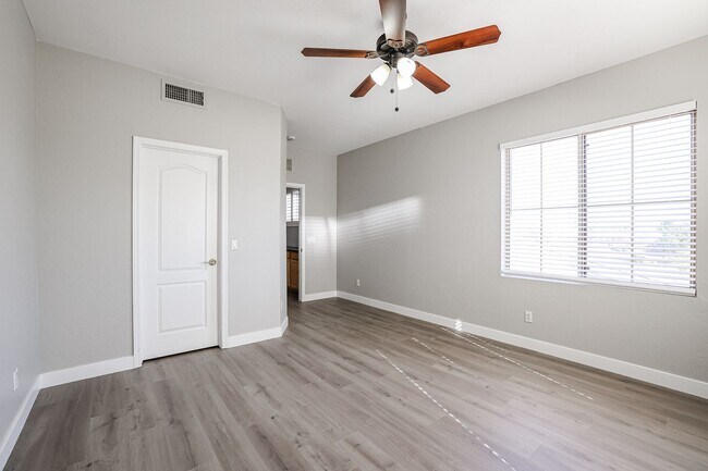 Building Photo - COMING SOON!! INCREDIBLE 5-BEDROOM 3 BATH, ALMOST 4000 SFT IN CORE CHANDLER