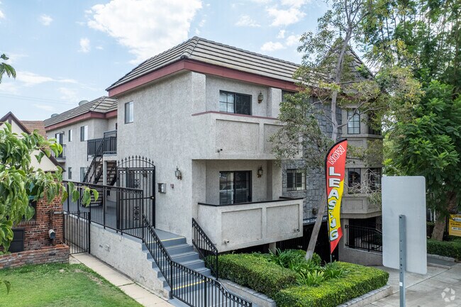 Primary - 610 E Providencia Ave