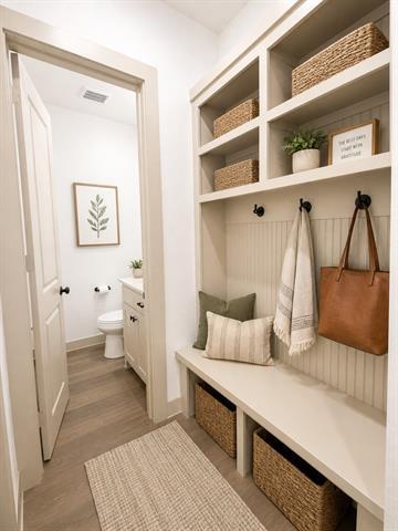 Building Photo - 15605 Millwood Trl