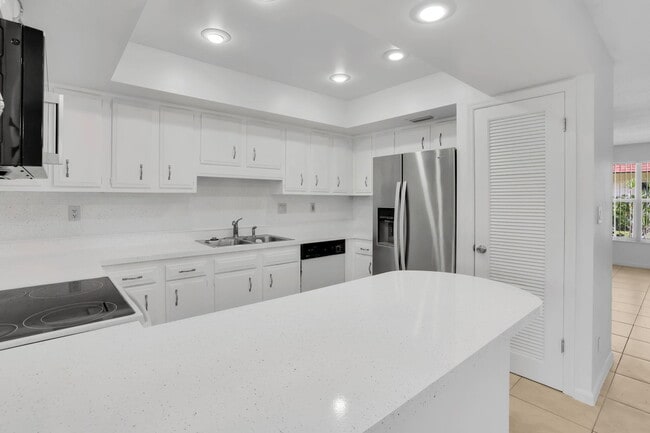 Building Photo - 89 Lariat Cir